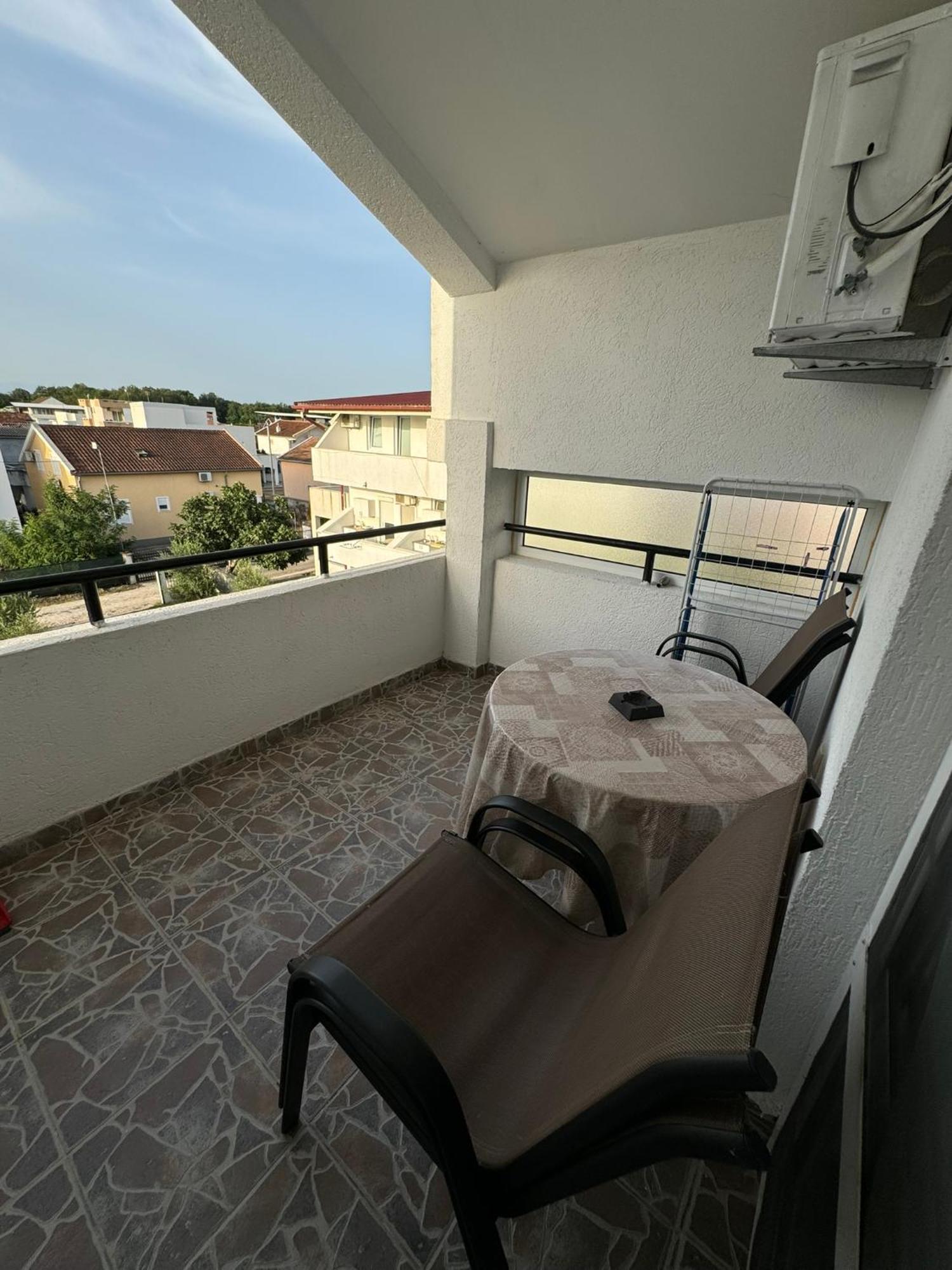 Berin Apartments Ülgün Dış mekan fotoğraf